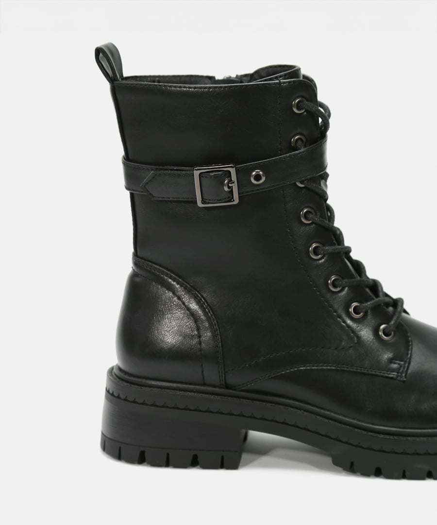 Botines militares hebilla image number null